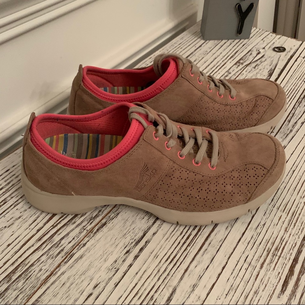 Dansko Elise tennis shoes leather women's